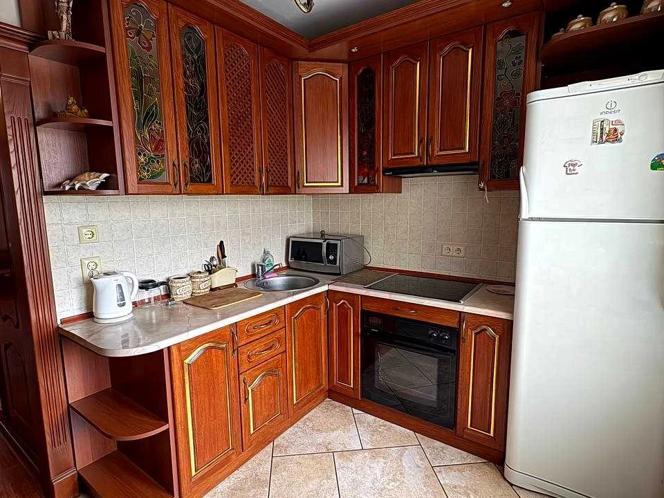 Квартира. Київ, Миколи Лаврухіна вул.