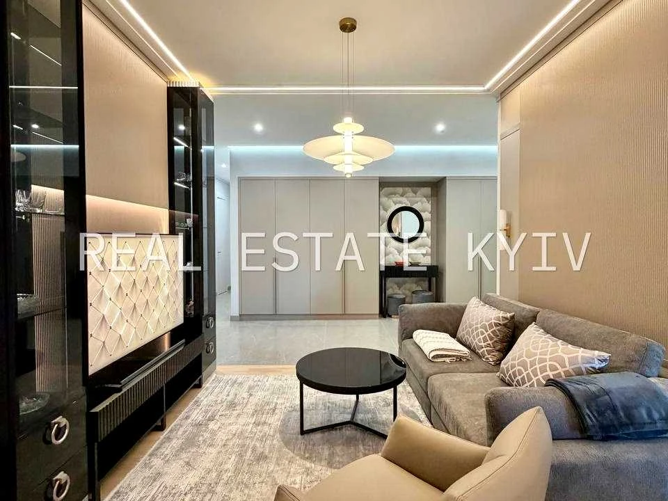 Квартира. Київ, бульварно-кудрявська вул.