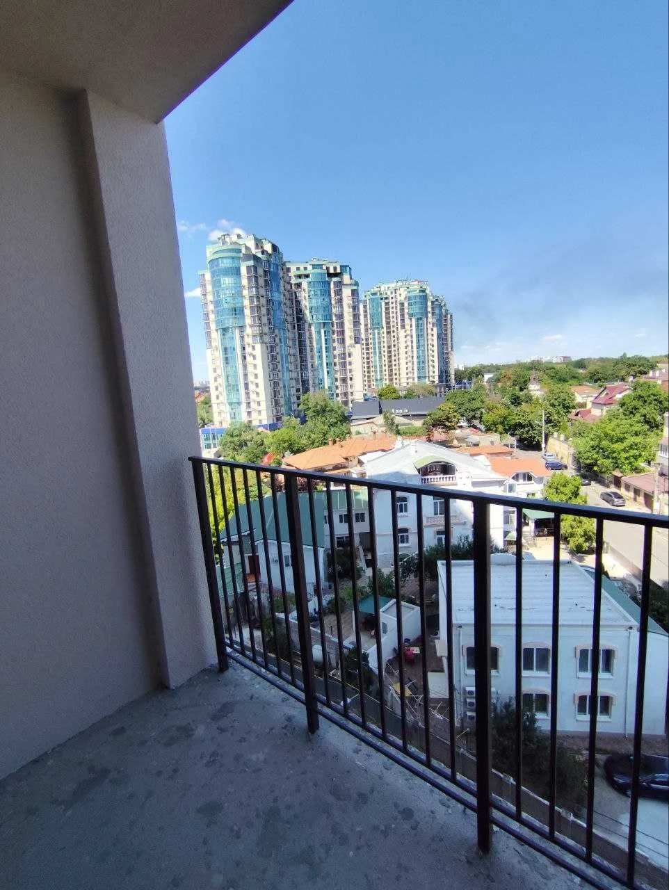 2-bedroom apartment for sale in the new "Poseidon" residential complex in Taï