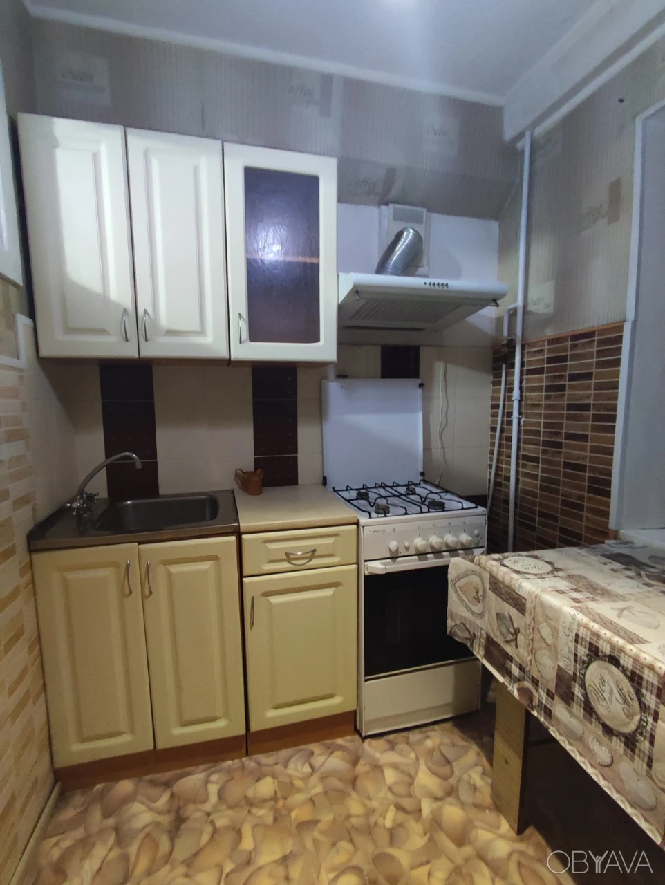 For Rent: 1-room apartment in Borzhachivka.