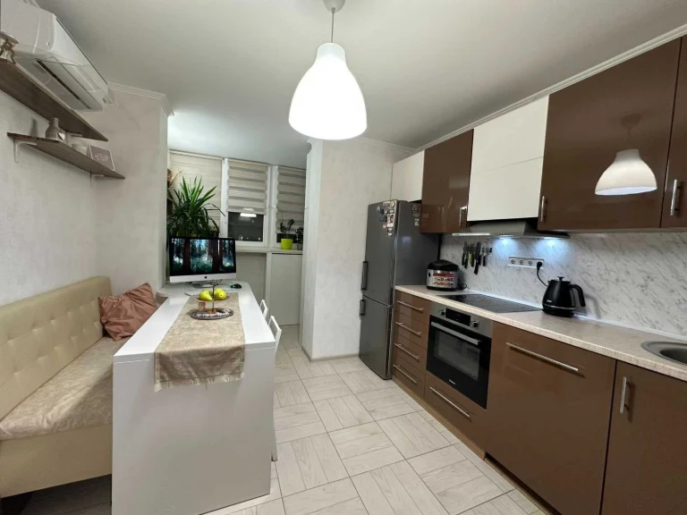 For Sale: Excellent Energy-Independent 1-Bedroom Apartment in the "Yaskr" Residential Complex