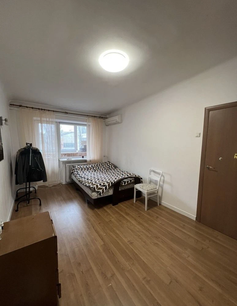 For sale, one-bedroom apartment 31 sq m in Kyiv, on Sholudenko Street