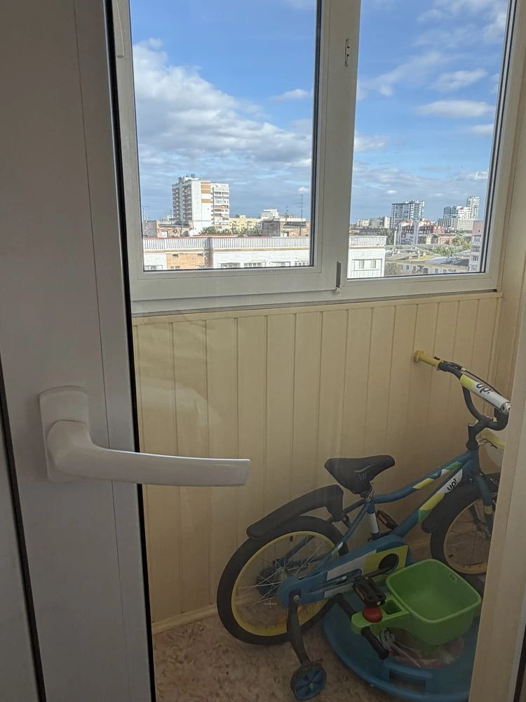 Science! Science! Space! CNAP! Le Silpo! For Sale 2-room apartment 52 sq.m.