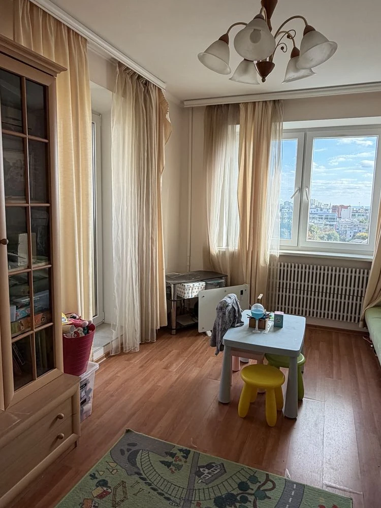 Science! Science! Space! CNAP! Le Silpo! For Sale 2-room apartment 52 sq.m.