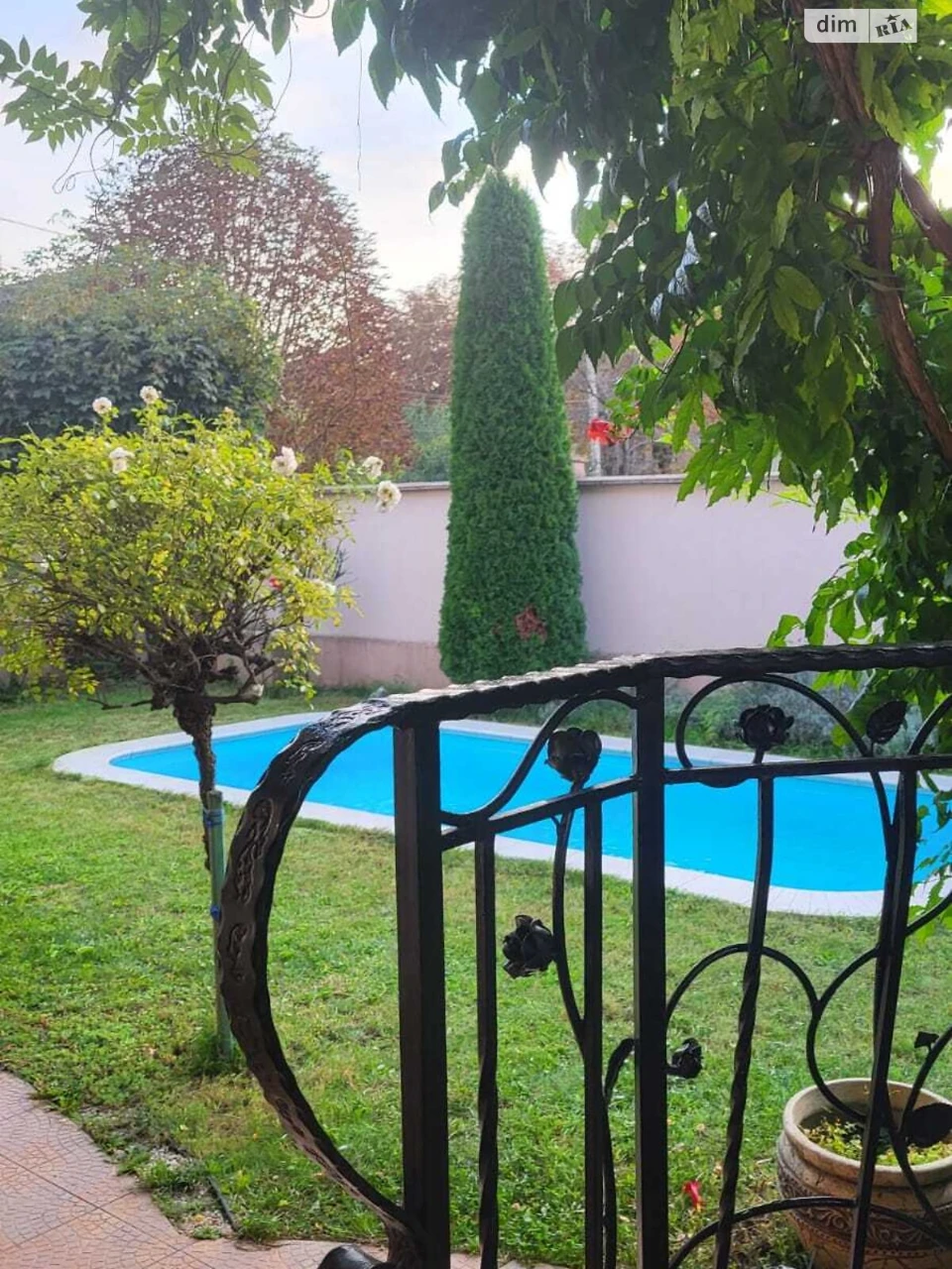 House for Sale - Mala Praga