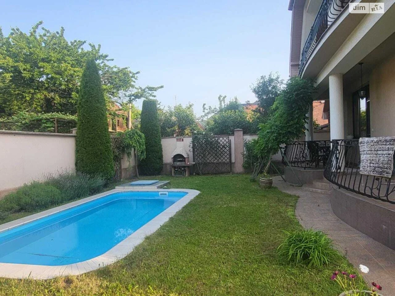 House for Sale - Mala Praga