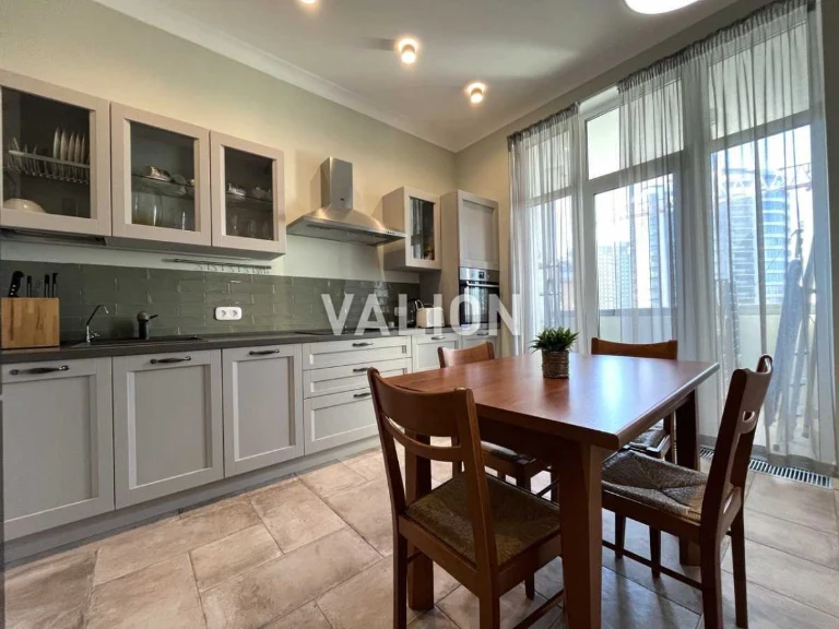Sale of a 1-bedroom apartment 52.9 sq.m, Eugene Konovalets Street