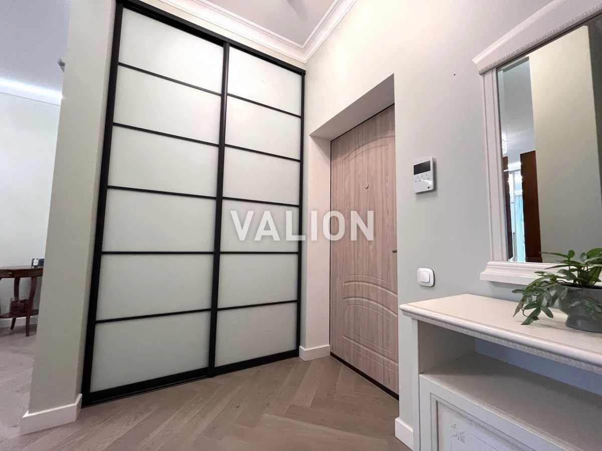 Sale of a 1-bedroom apartment 52.9 sq.m, Eugene Konovalets Street