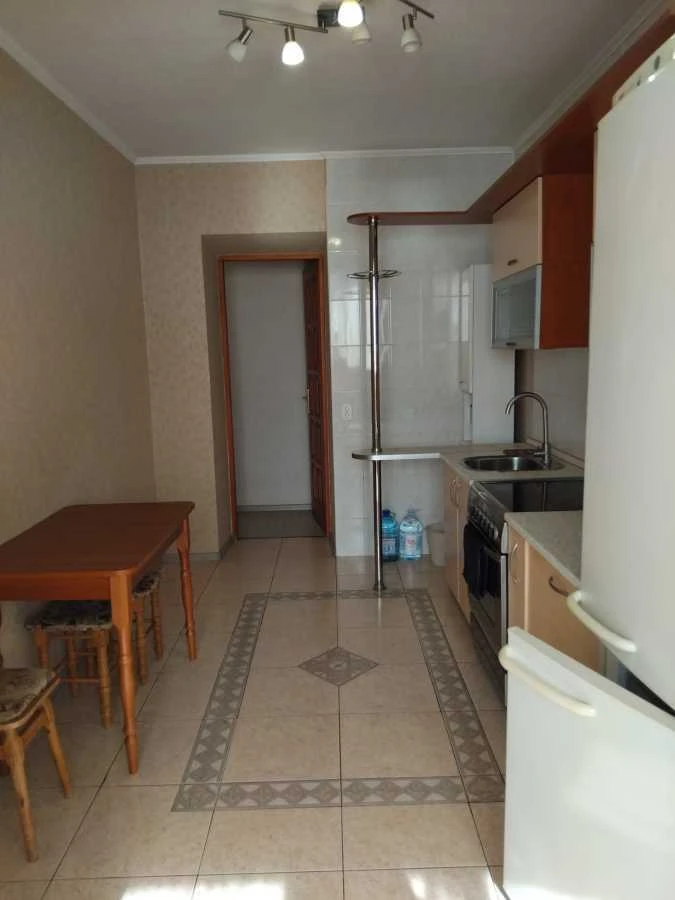 Аренда 1-комнатной квартиры 44 м², Старонаводницкая ул., 8А