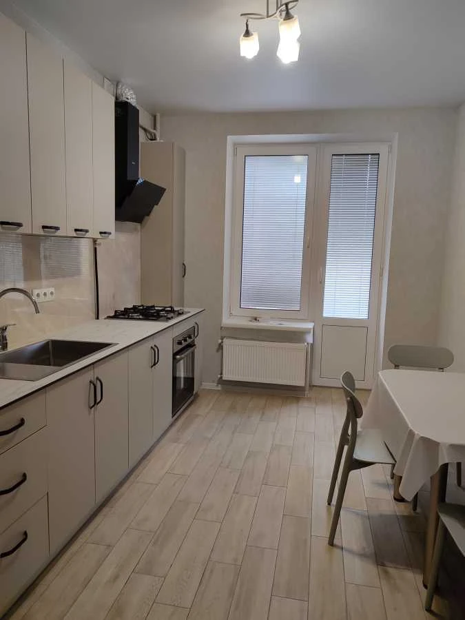 Аренда 1-комнасной квартиры 48.7 м², улица Радистов, 30