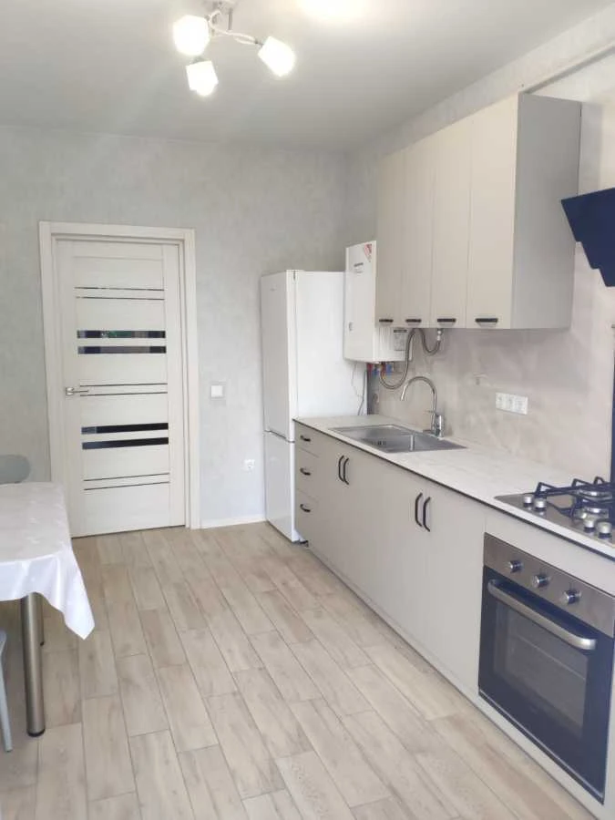 Аренда 1-комнасной квартиры 48.7 м², улица Радистов, 30