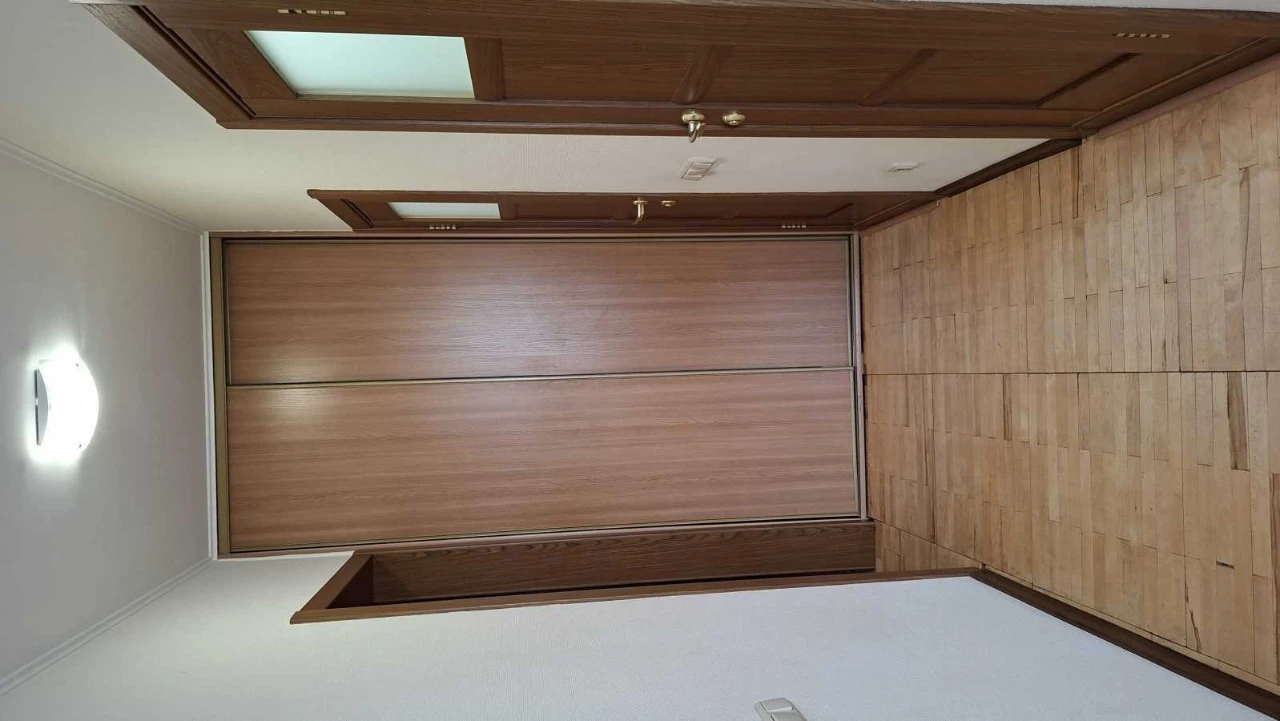 Продаж 3-кімнатної квартири 71.3 м², Володимира Маяковського