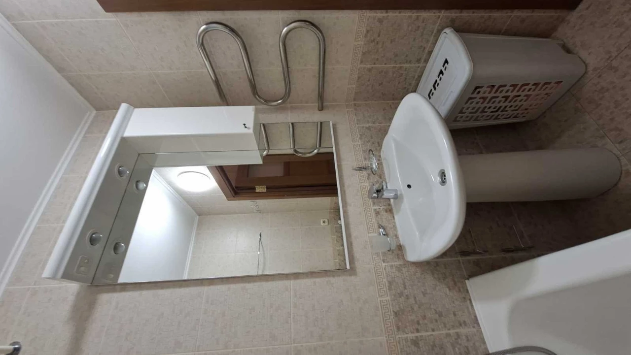 Продаж 3-кімнатної квартири 71.3 м², Володимира Маяковського