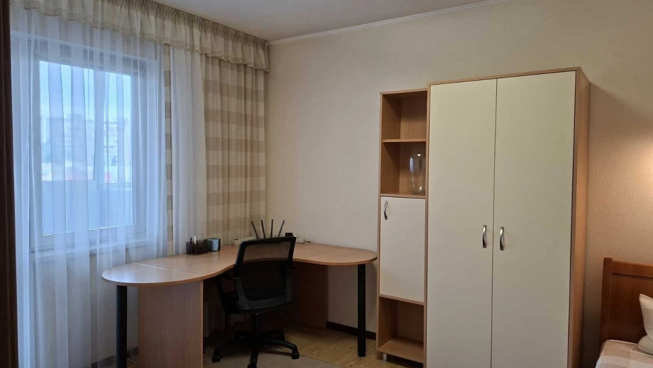 Продаж 3-кімнатної квартири 71.3 м², Володимира Маяковського