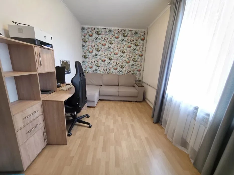 Spacious 3-bedroom apartment for sale
