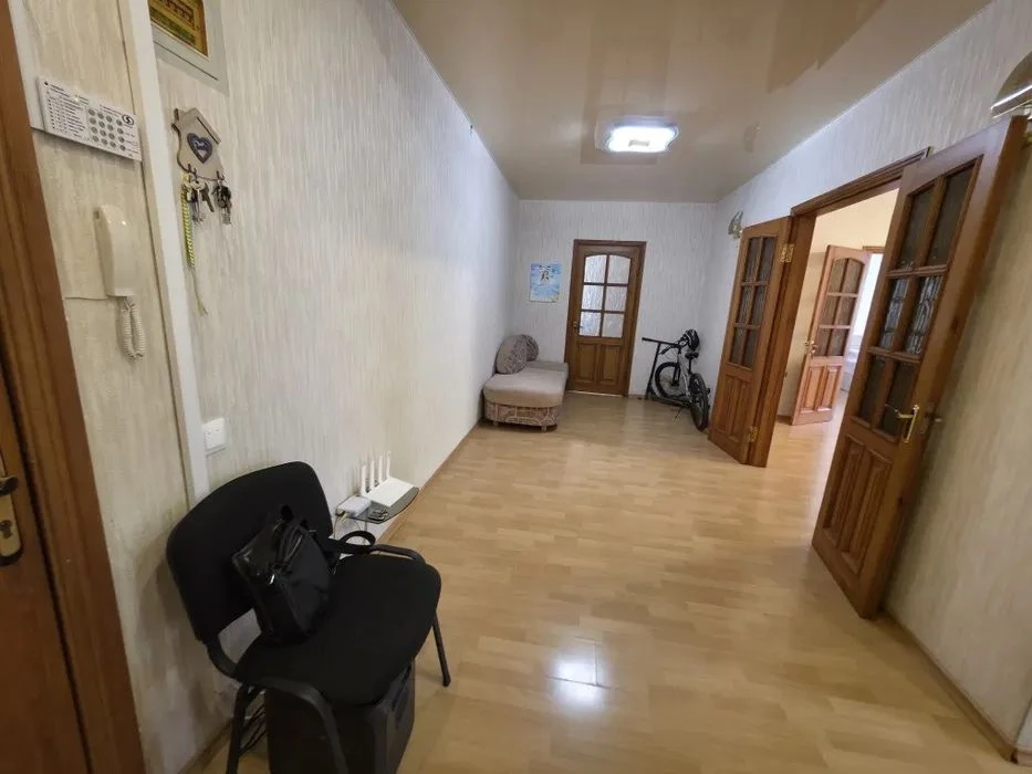 Spacious 3-bedroom apartment for sale