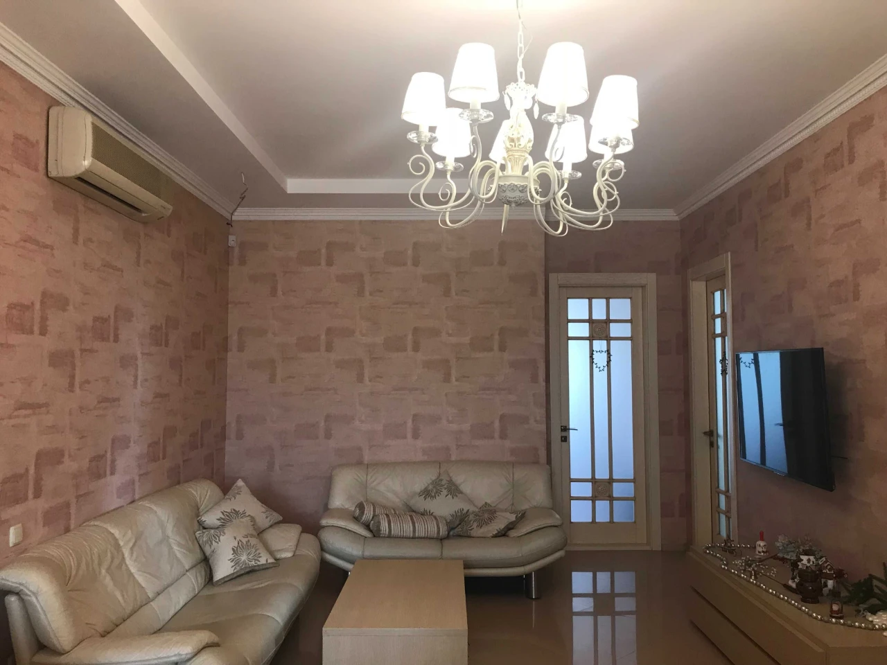 3-bedroom apartment for sale in Odessa, Topolev Street/Kyiv