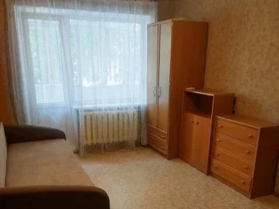 Продажа 1 комнатной квартиры с газом на Ак. Королева