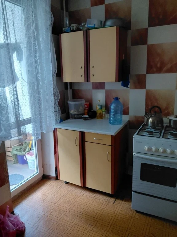 For Sale: One-Bedroom Apartment