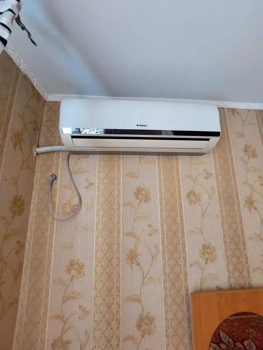 Selling One-Bedroom Apartment