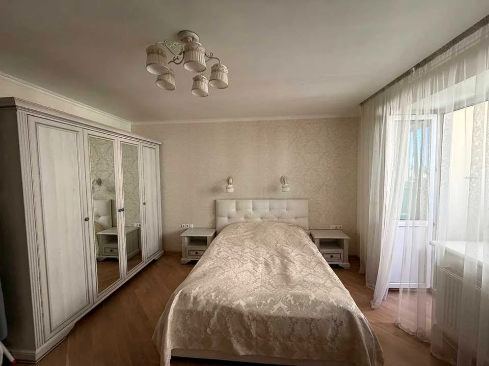 Квартира. Київ, Гарматна вул.