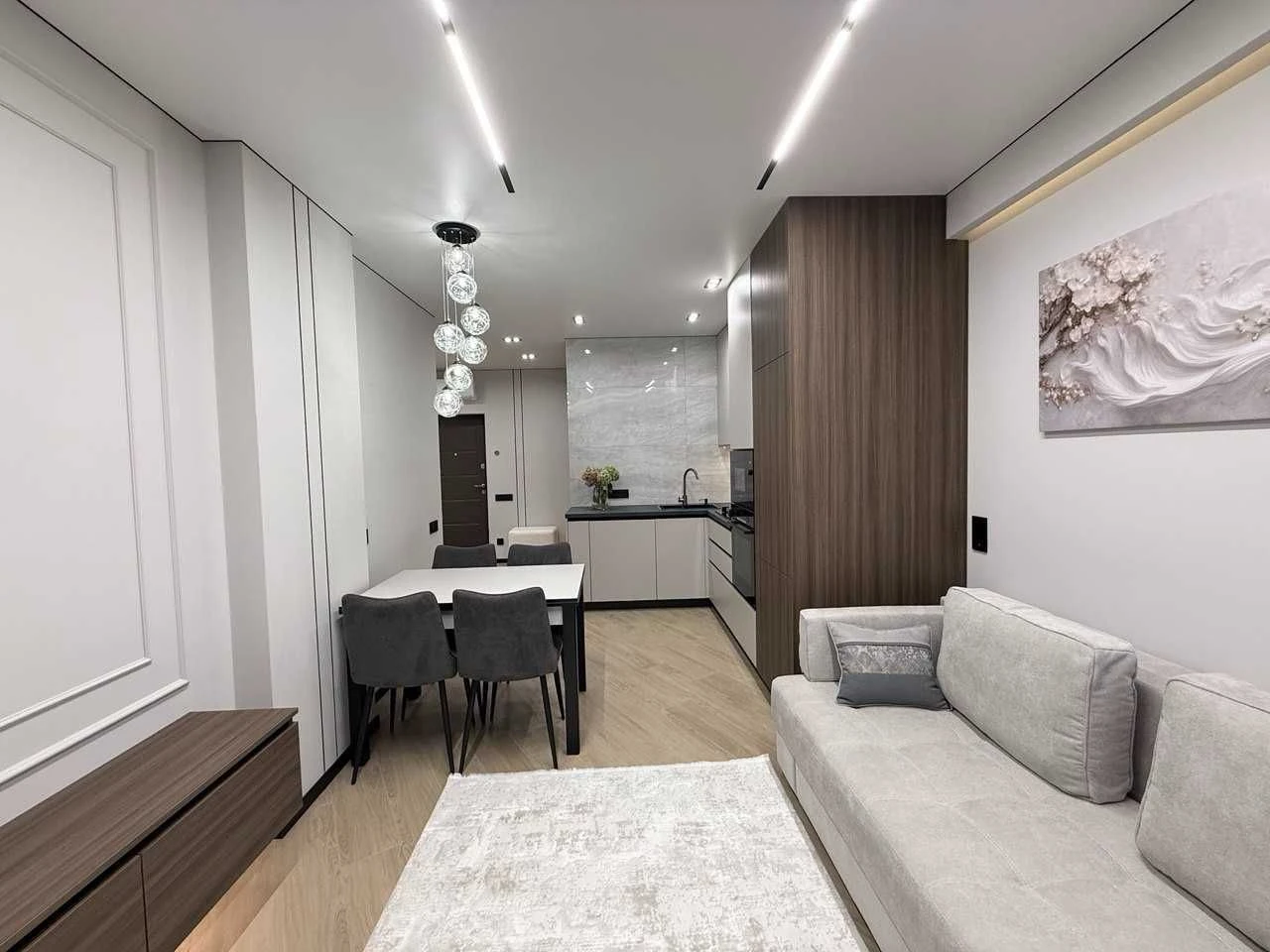 Sale of a 1-bedroom apartment renovated in the "Sofiaivka" residential complex, Ugorska st.