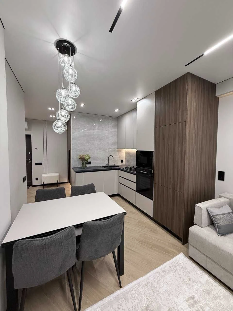 Sale of a 1-bedroom apartment renovated in the "Sofiaivka" residential complex, Ugorska st.