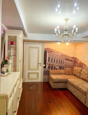 Продається 1-кімнатна квартира, вулиця Миколи Ушакова 16А