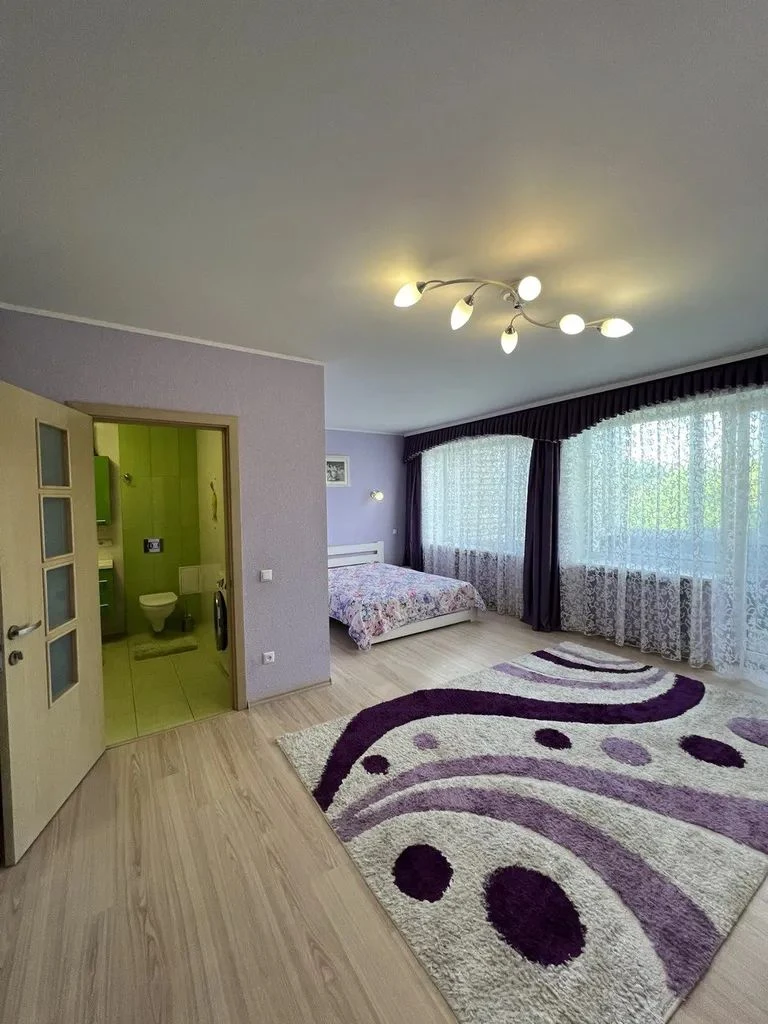 For Sale: 4-Bedroom Apartment, Gagarin