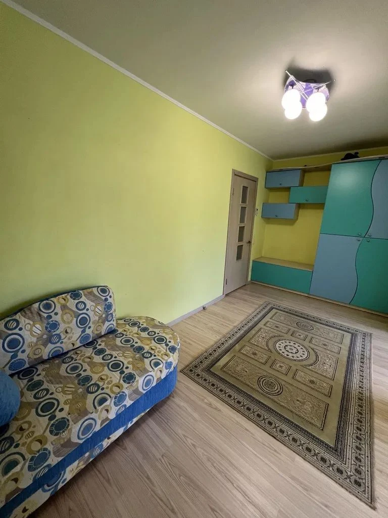 For Sale: 4-Bedroom Apartment, Gagarin