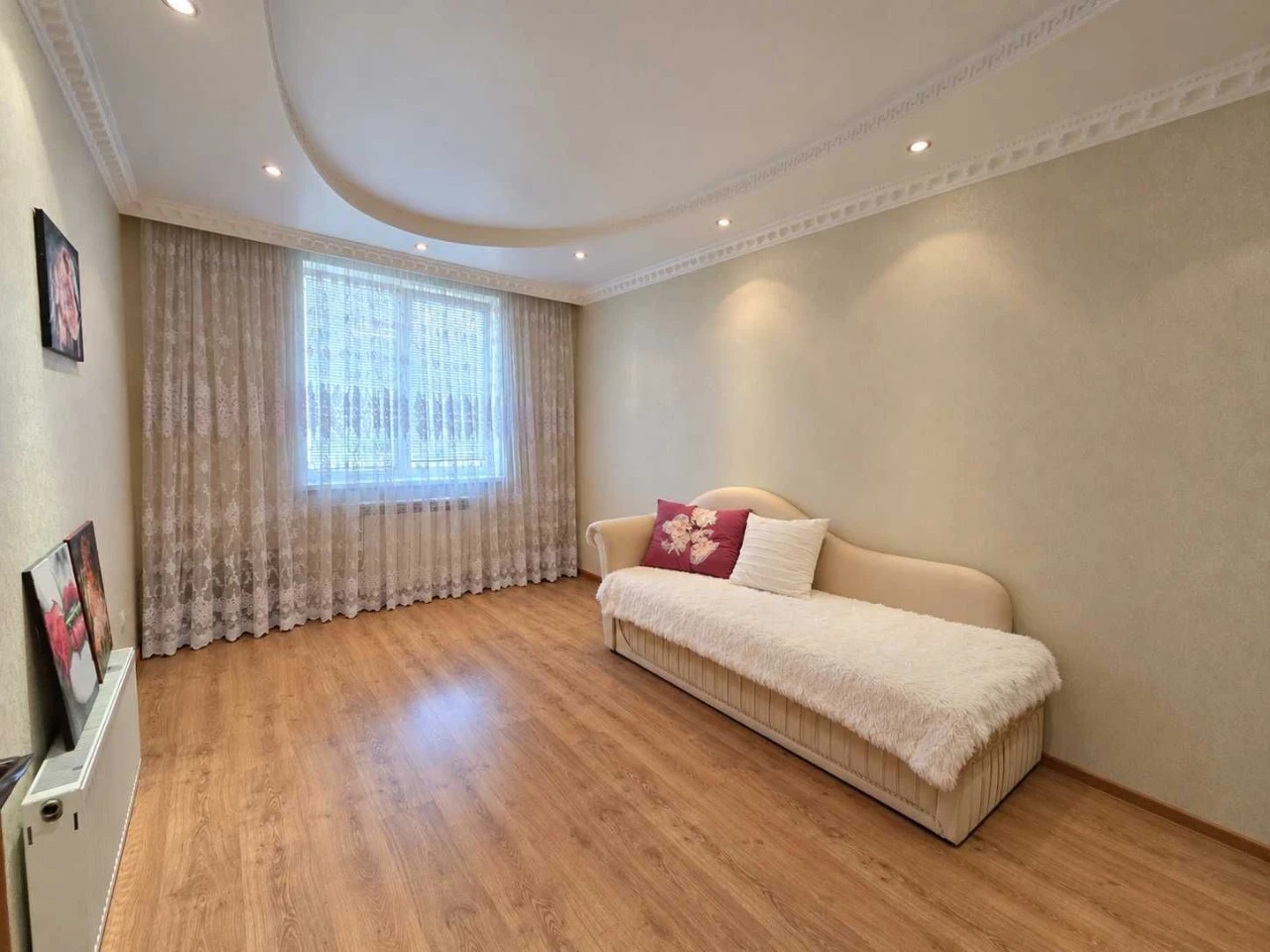 3-bedroom apartment 92 m², Kompotny district, Uzhgorod
