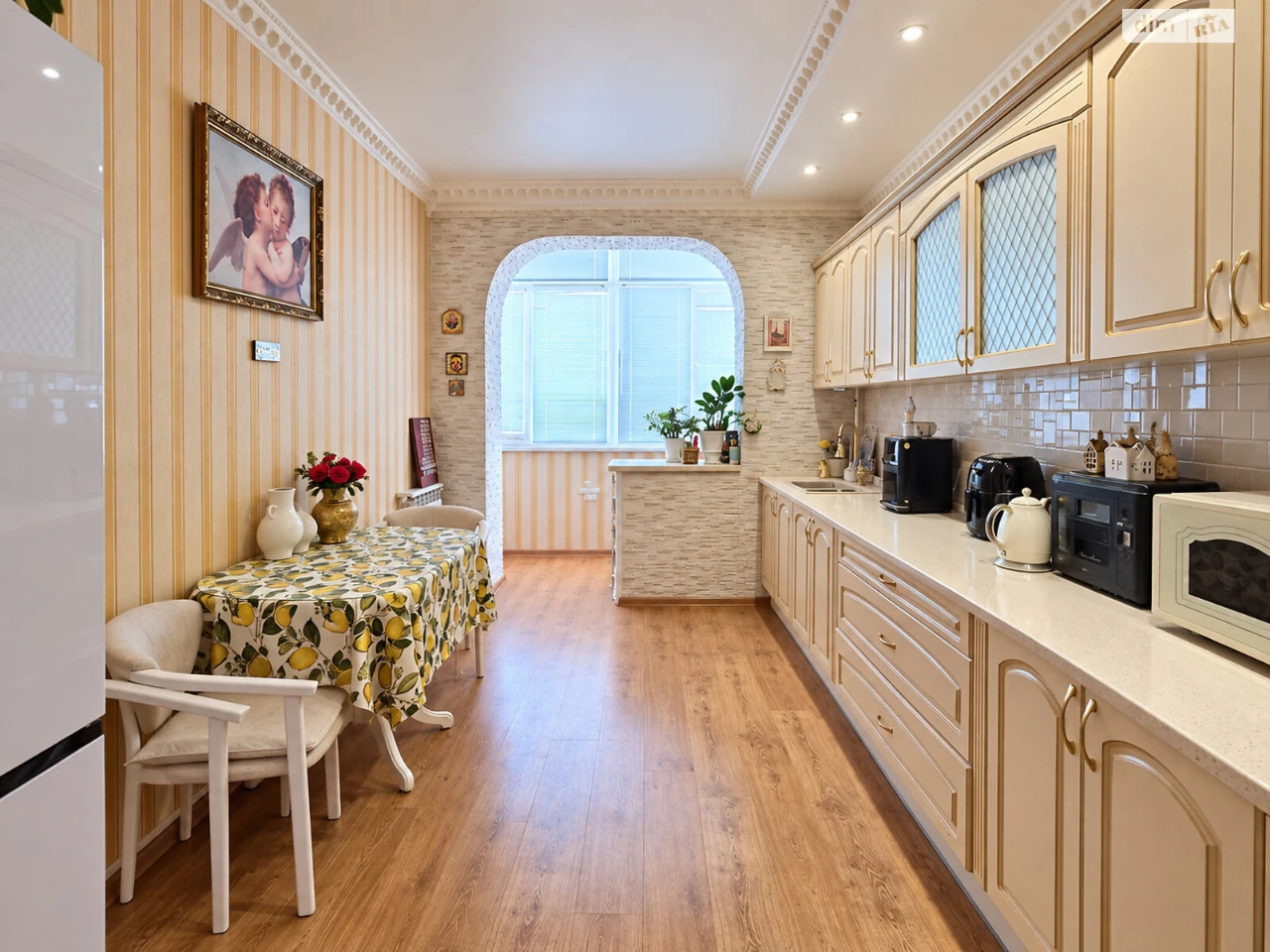 Apartment for Sale in Kompotny