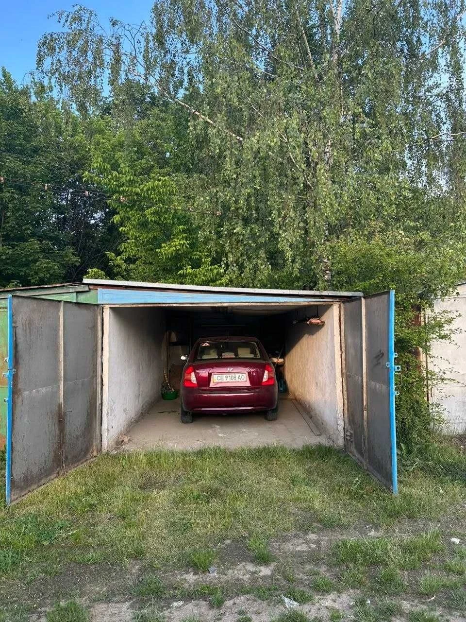 For Sale: Spacious Garage, Zaporozh Street (Garage Cooperative