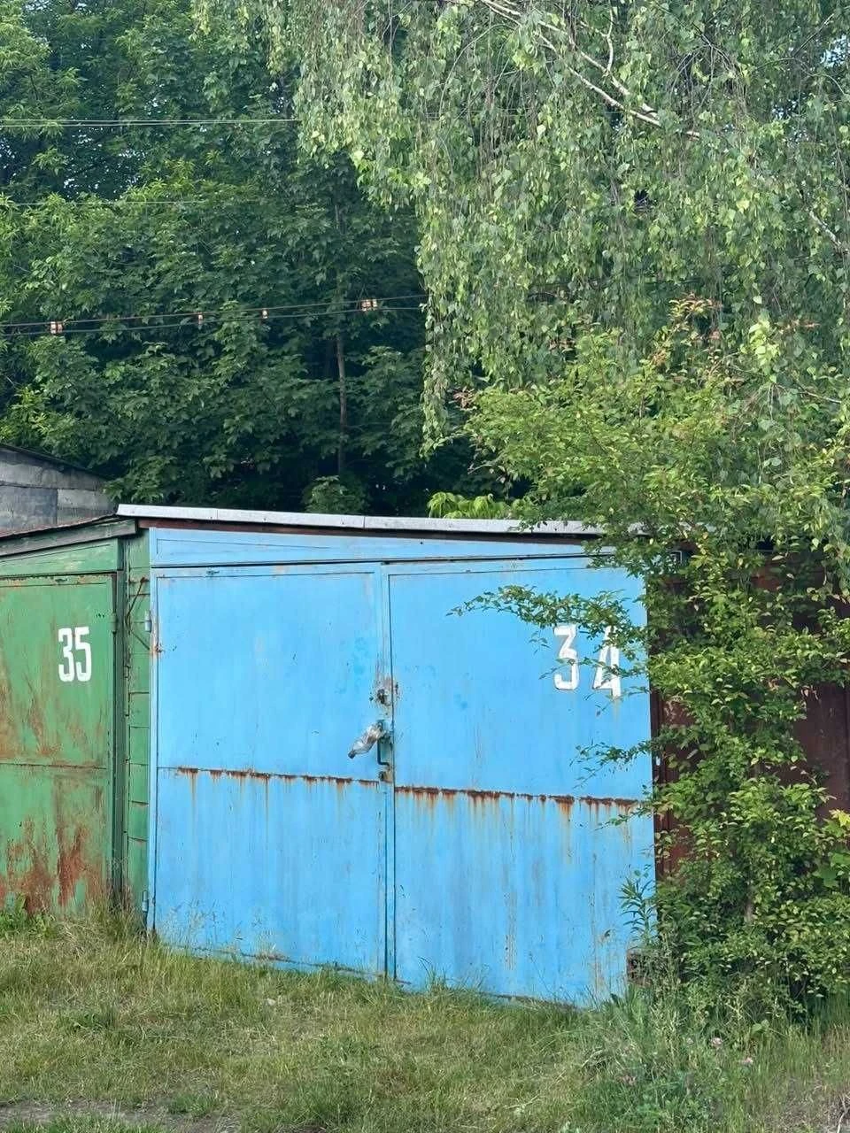 For Sale: Spacious Garage, Zaporozh Street (Garage Cooperative