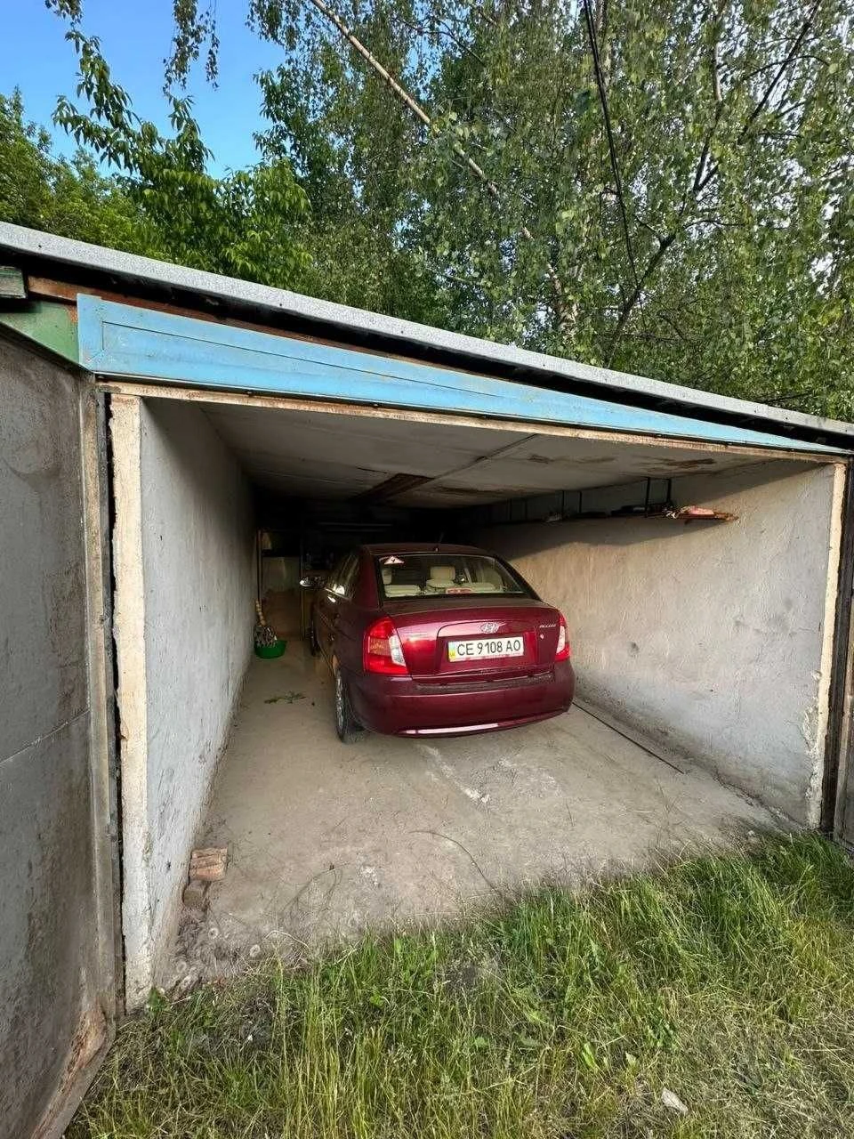 For Sale: Spacious Garage, Zaporozh Street (Garage Cooperative
