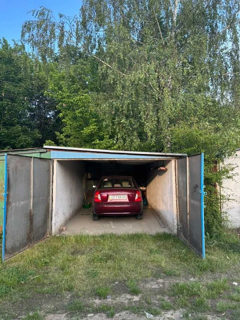 For Sale: Spacious Garage, Zaporozh Street (Garage Cooperative