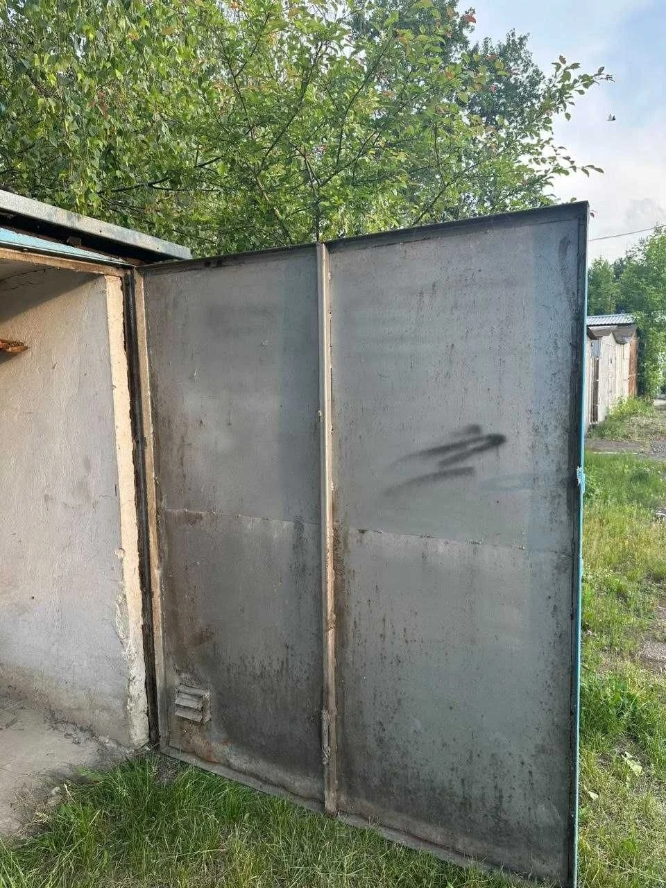 For Sale: Spacious Garage, Zaporozh Street (Garage Cooperative