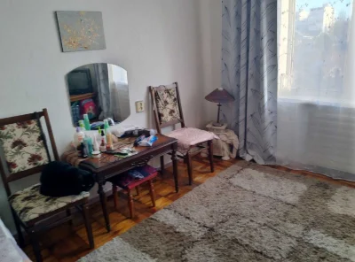 For Sale: Spacious 3-bedroom apartment on the waterfront