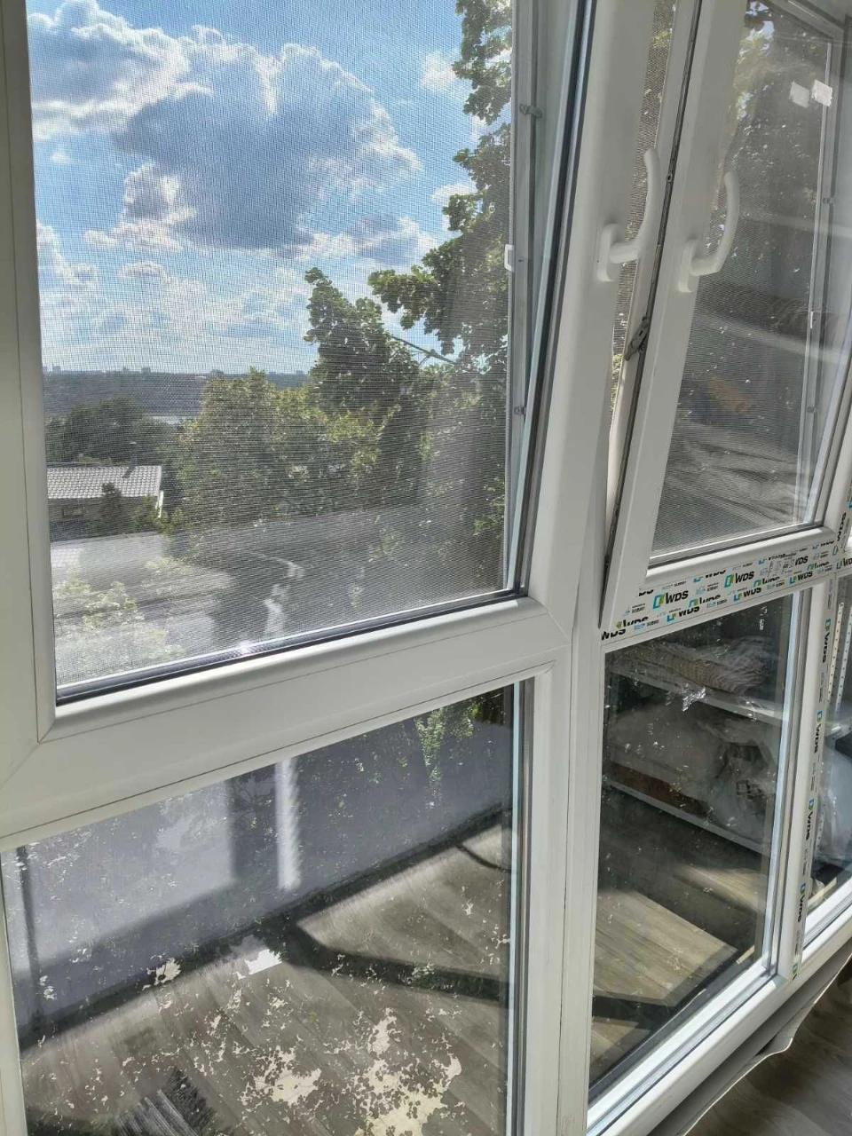 For Sale: Spacious 3-bedroom apartment on the waterfront