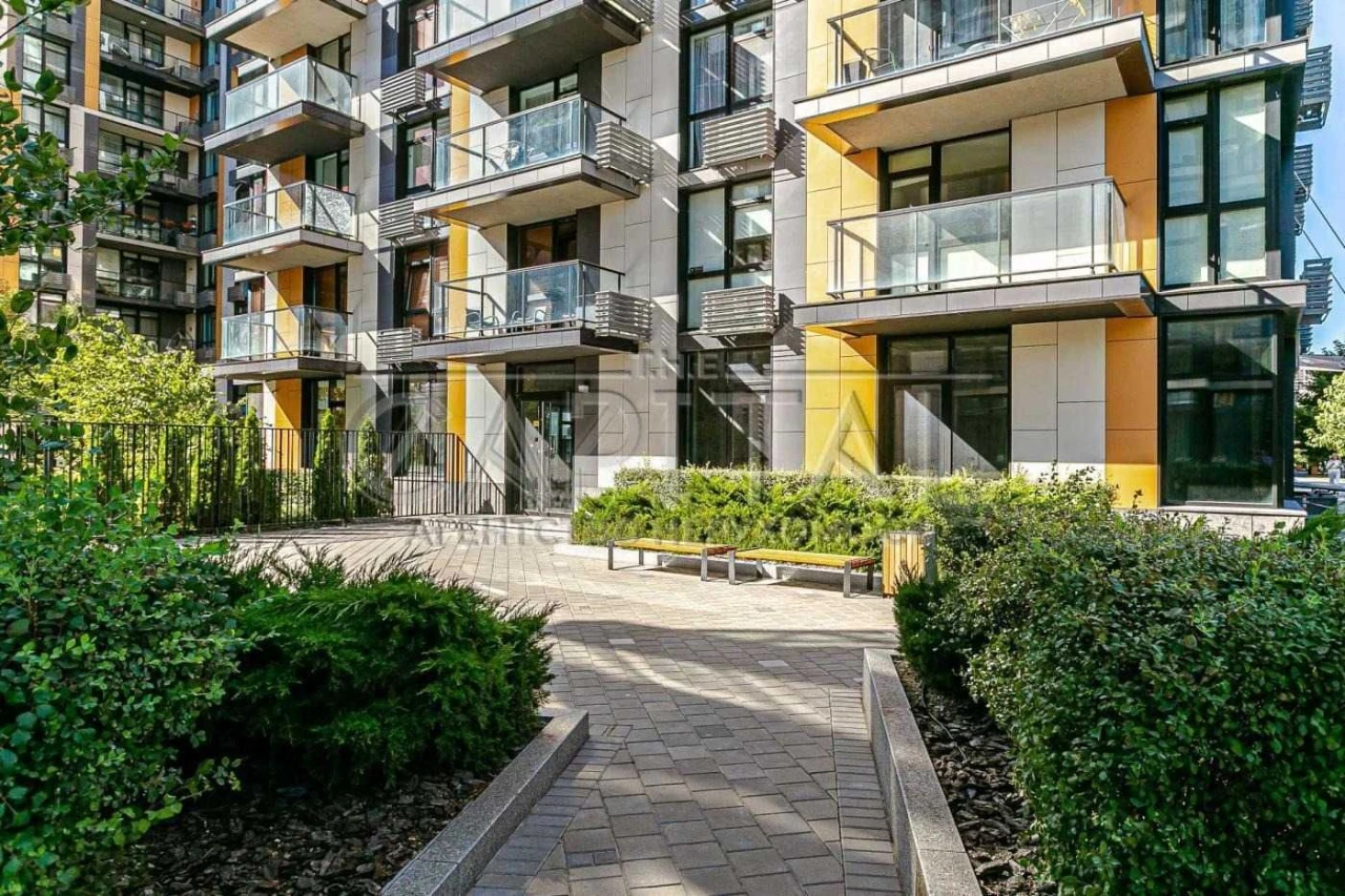 Продаж / Квартира / 121 м² / ЖК "Французький квартал 2" / Пече
