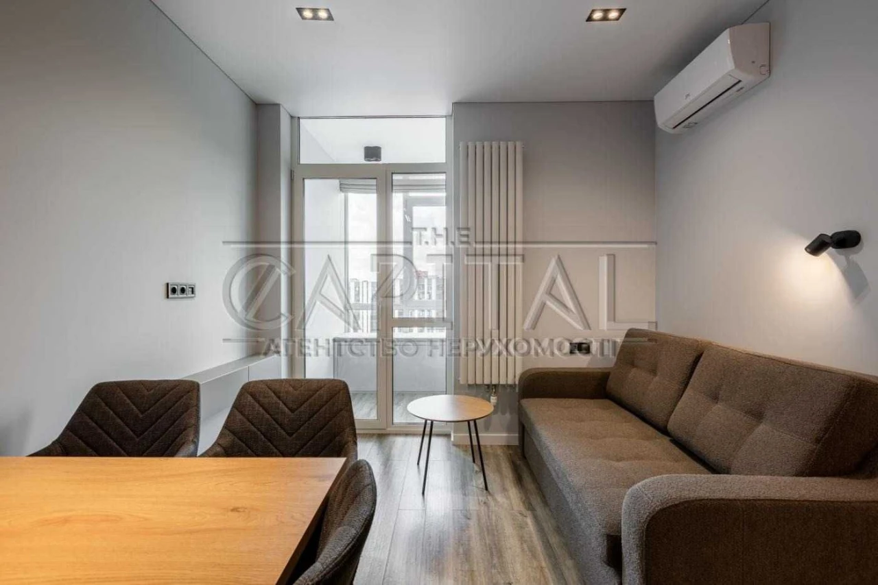 Sale / Apartment / 42 sq m / Respublika Residence / Голос