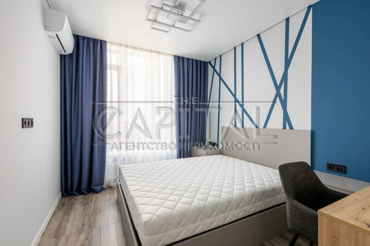 Sale / Apartment / 42 sq m / Respublika Residence / Голос