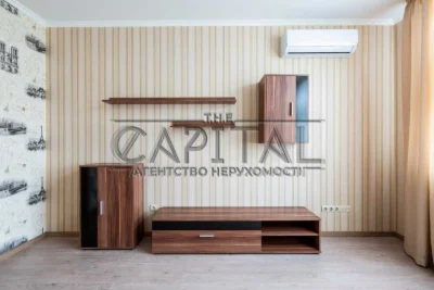 Продажа! Квартира, 47 м2, метро Мінская