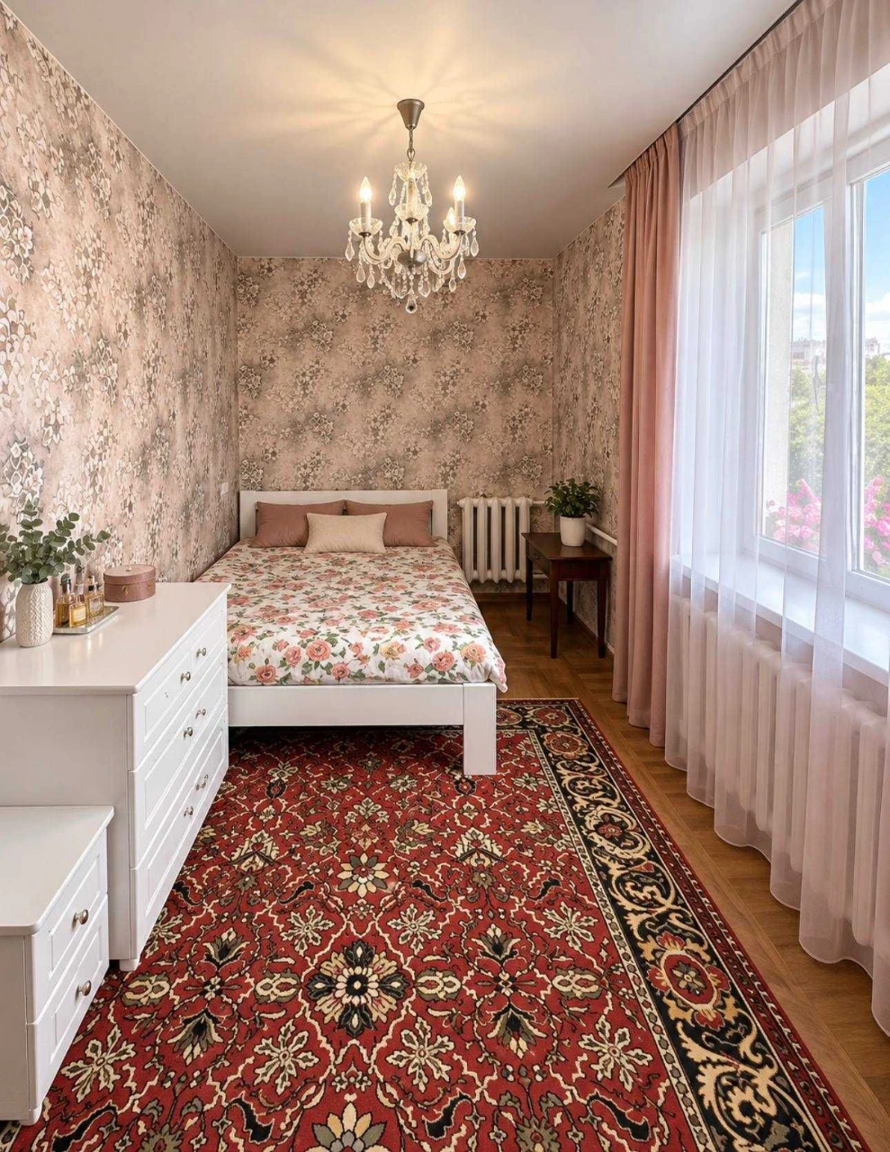 For Sale: 2-bedroom apartment near the Botanical Garden metro station