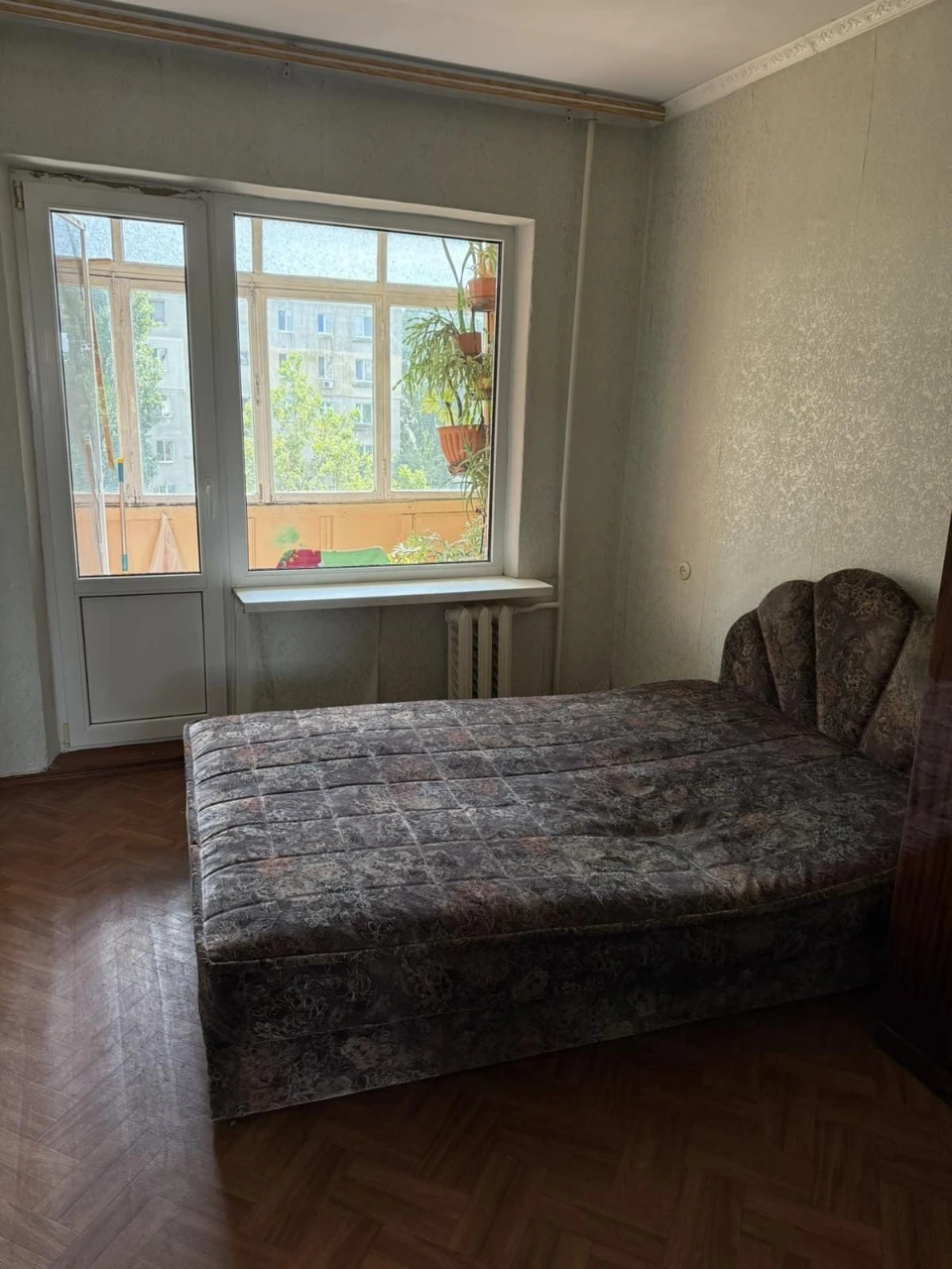 Продам 3х.комнатную на Ак.Королева. Отличная квартира!