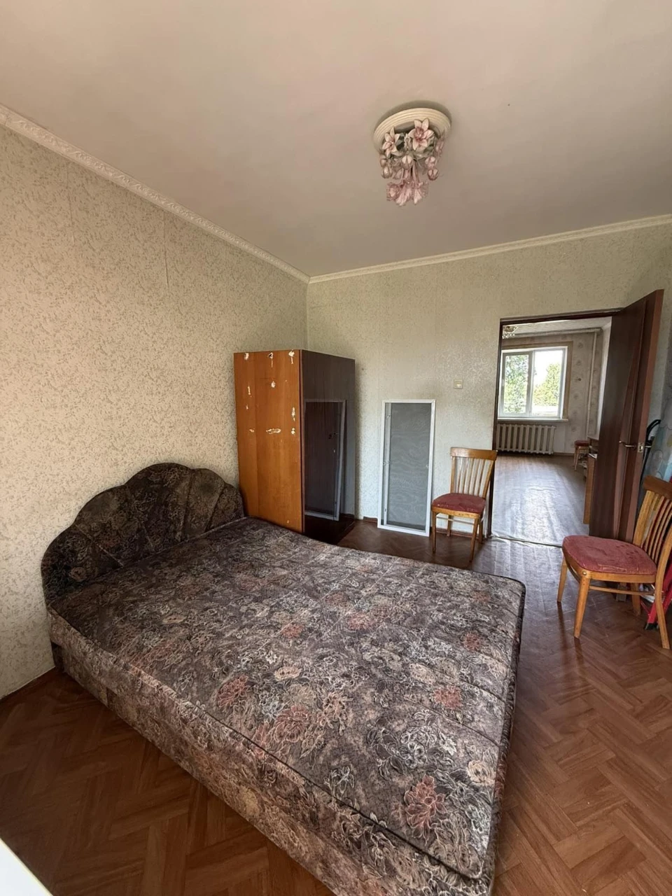 Продам 3х.комнатную на Ак.Королева. Отличная квартира!