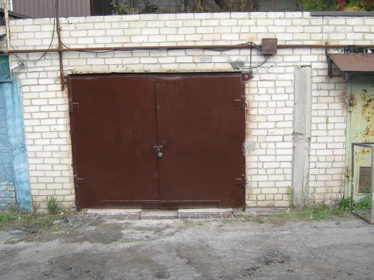 For Sale/Rent Garage 6x4 Giant-2