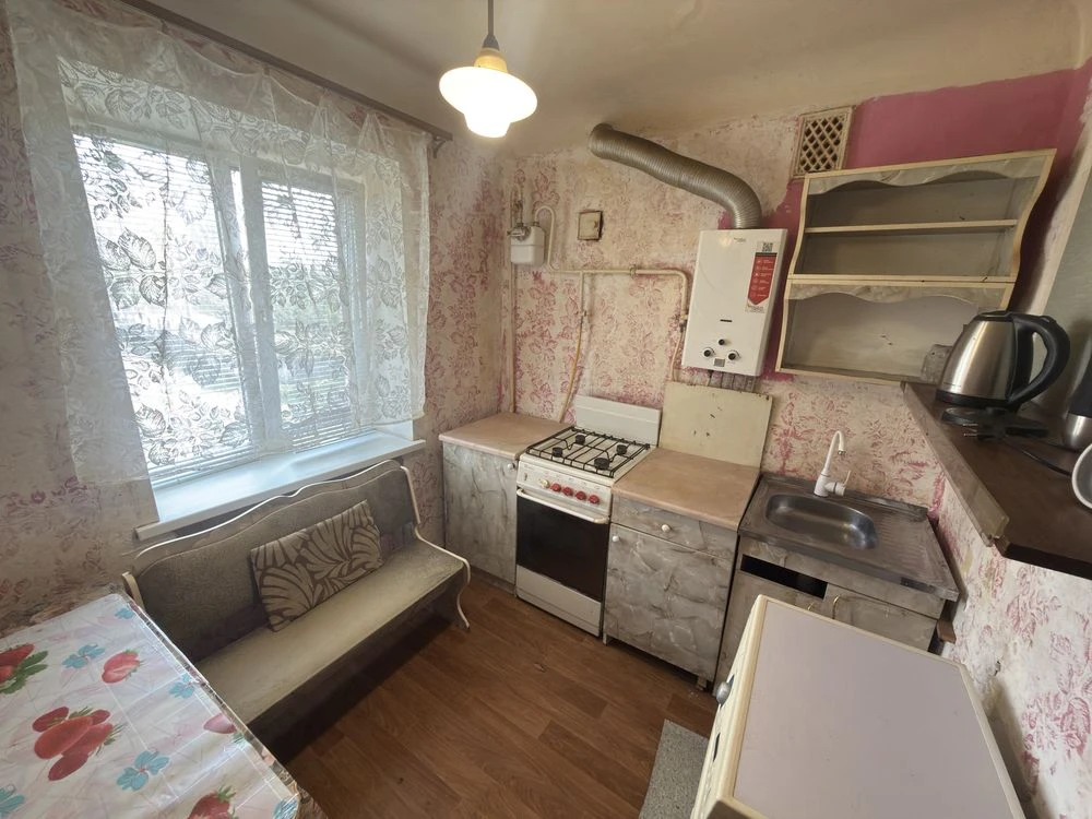 Two-bedroom apartment for sale, Solyani, School stop, brick