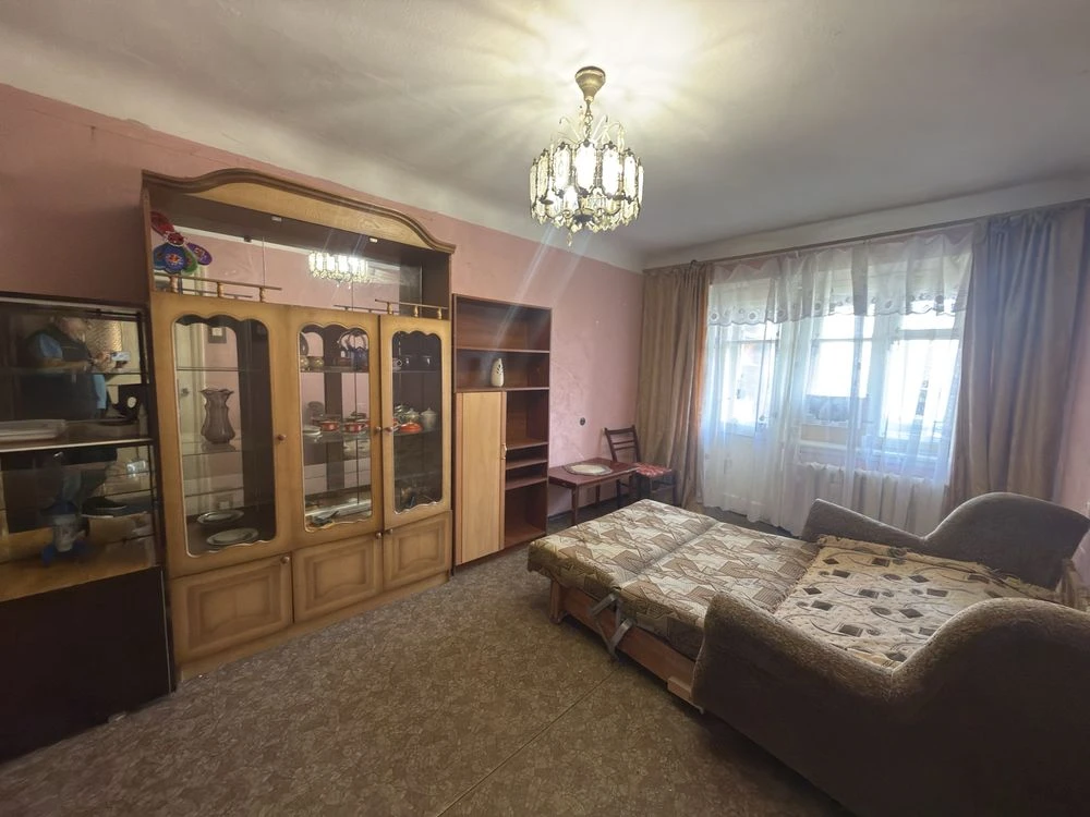 Two-bedroom apartment for sale, Solyani, School stop, brick