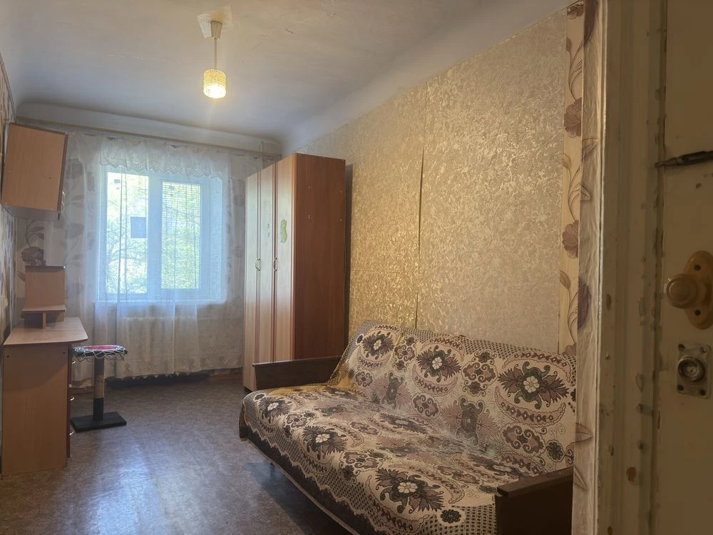 Two-bedroom apartment for sale, Solyani, School stop, brick
